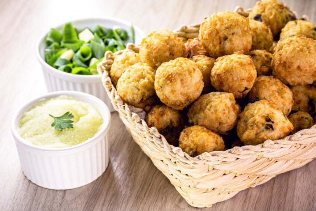 sobras-de-arroz-viram-crocante-bolinho;-teste-a-receita-neste-domingo