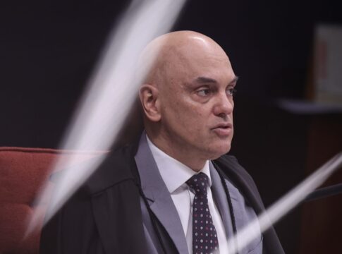 conselheiro-de-trump-manda-recado-a-moraes-apos-prisao de bolsonaro