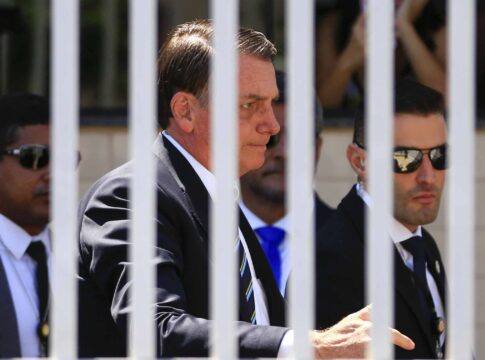 quaest:-prisao-de-bolsonaro-teve-mais-mencoes-que-condenacao-por-golpe