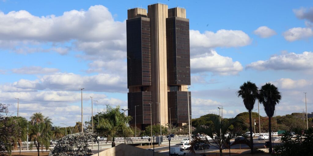 inflacao-de-2025-ficara-abaixo-do-teto-da-meta,-em-4,45%