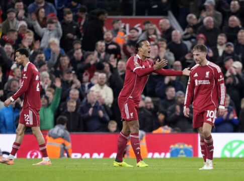 virgil-van-dijk-cobra-companheiros-pela-ma-fase-do-liverpool