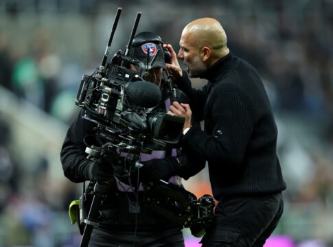 guardiola-pede-desculpas-apos-atacar-cinegrafista-em-derrota-do-city