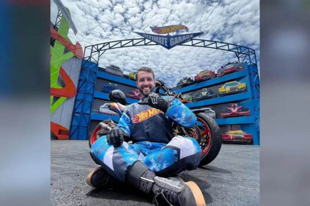 acidente-no-beto-carrero:-piloto-completou-1-ano-em-sc-no-dia-da-morte