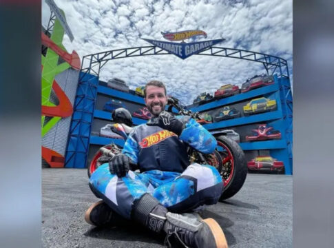 acidente-no-beto-carrero:-piloto-completou-1-ano-em-sc-no-dia-da-morte