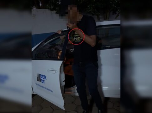 funcionario-que-dirigia-viatura-bebado-vestia-camisa-do-maio-amarelo