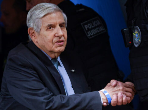 em-novo-embargo,-general-augusto-heleno-pede-absolvicao-ao-stf