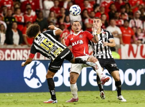 santos-arranca-empate-do-internacional,-mas-segue-no-z4-do-brasileirao