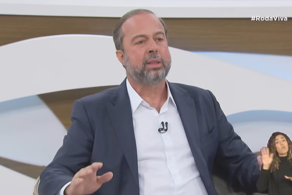 silveira-sobre-anistia-a-bolsonaro:-“temos-que-focar-nos-problemas-reais”