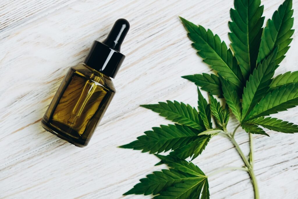 mercado-da-maconha-medicinal-no-brasil-chega-a-r$-971-milhoes-em-2025