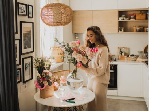 jardim-exuberante:-veja-dicas-de-cuidados-com-as-plantas