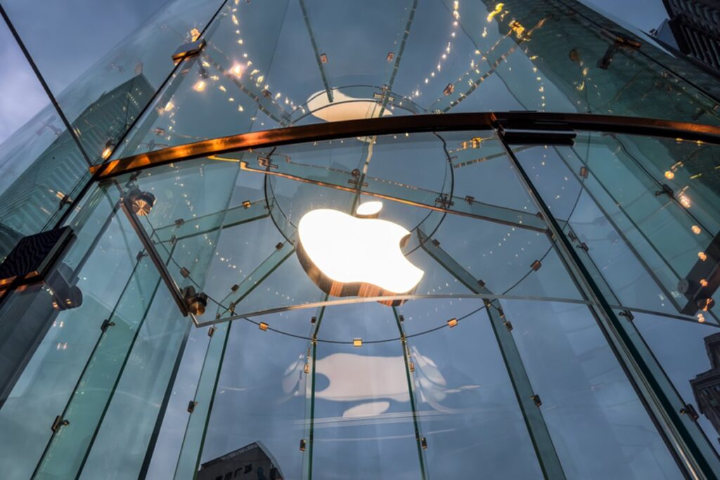 com-foco-em-veteranos,-apple-anuncia-demissoes-na-divisao-de-vendas