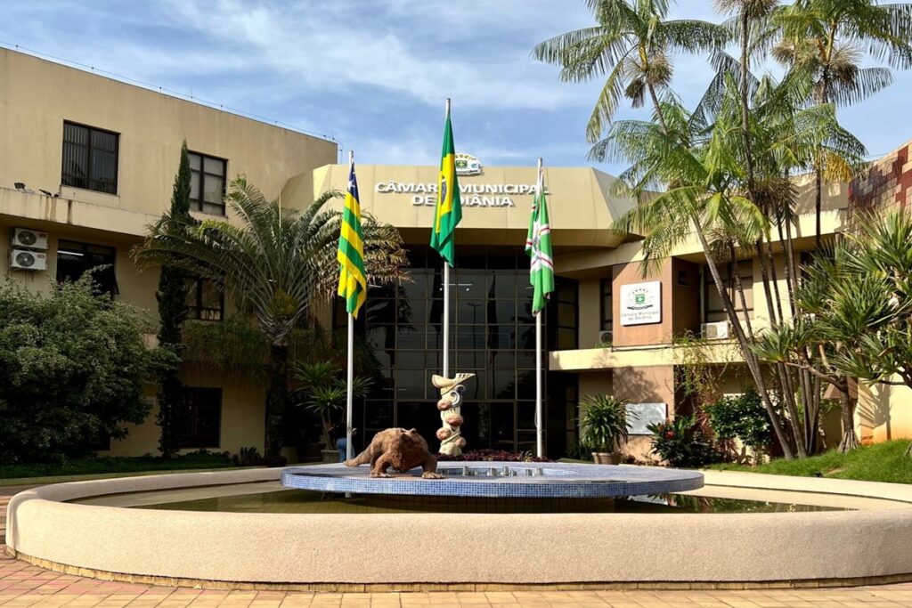 camara-de-goiania-abre-concurso-com-377-vagas-e-salarios-ate-r$-10-mil