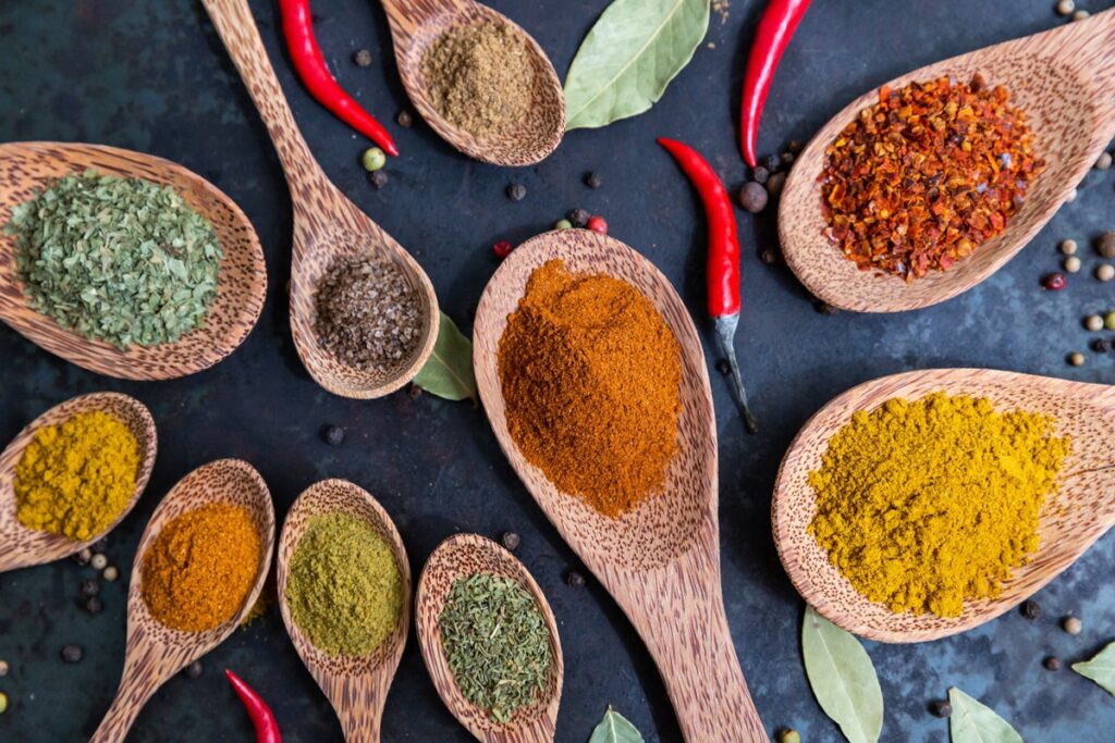 5-temperos-naturais-que-ajudam-a-controlar-a-pressao-arterial