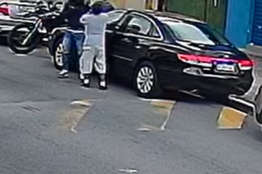 morte-por-corrente:-ladroes-atiram-em-homem-apos-assalto-em-sp.-veja