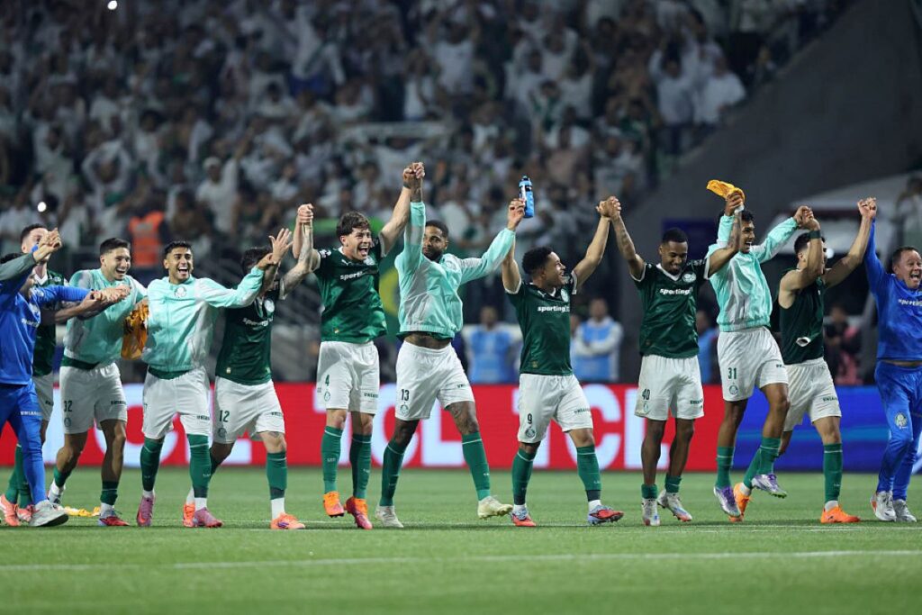 palmeiras-poupa-maioria-dos-titulares-contra-gremio;-veja-escalacao