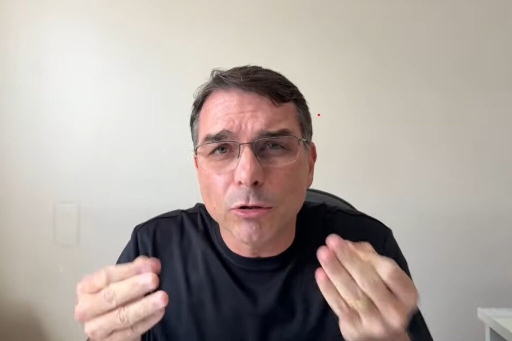 flavio-e-michelle-bolsonaro-denunciam-vaquinha-falsa-manipulada-por-ia