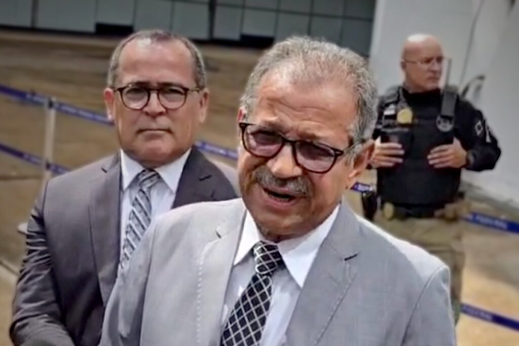 desembargador:-moraes-deveria-ter-mandado-bolsonaro-a-prisao-militar