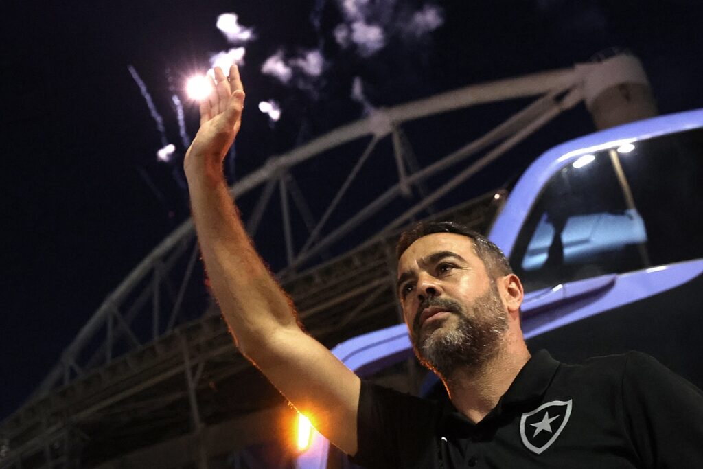 artur-jorge-comemora-um-ano-do-titulo-da-libertadores-pelo-botafogo