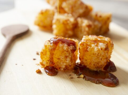 como-fazer-dadinho-de-tapioca,-receita-inventada-por-chef-brasileiro