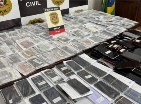 operacao-da-policia-apreende-10-mil-celulares-e-prende-36-receptadores
