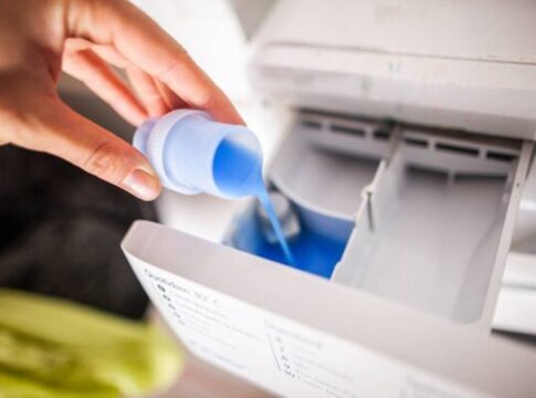 anvisa-manda-recolher-lotes-contaminados-de-sabao-liquido-para-roupas