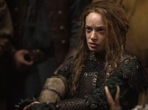 atriz-de-como-treinar-o-seu-dragao-revela-amputacao-da-segunda-perna