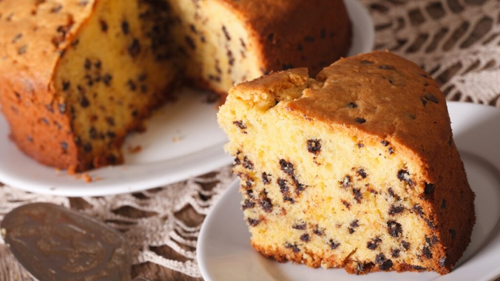 bolo-formigueiro-de-liquidificador:-fofinho-e-com-gosto-de-infancia