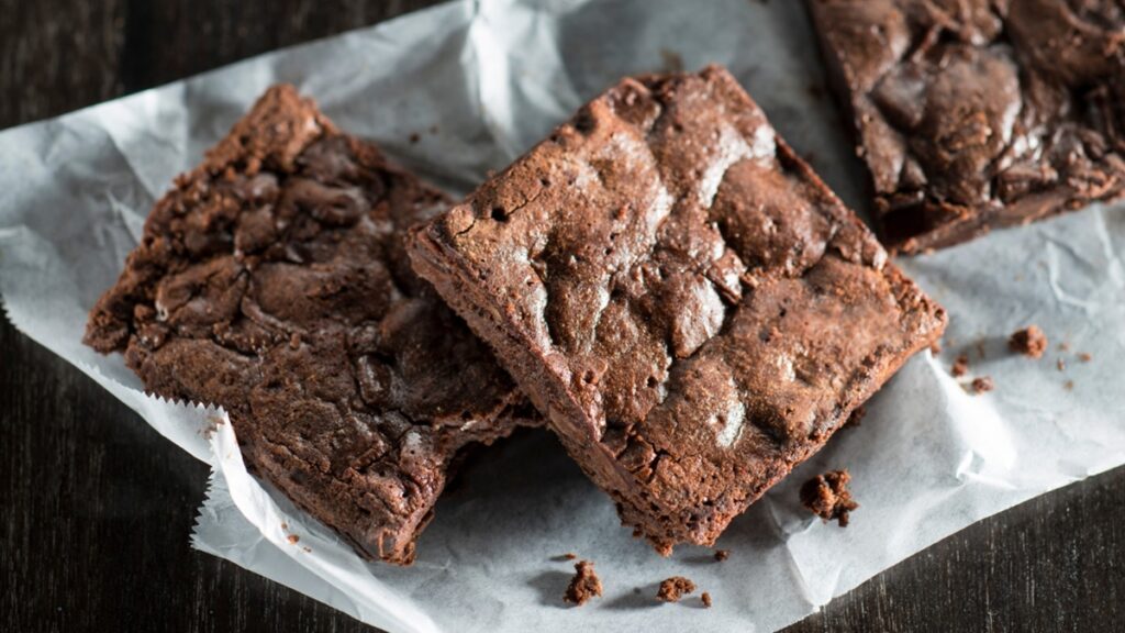 brownie-de-3-ingredientes-sem-acucar-e-sem-farinha:-veja-a-receita