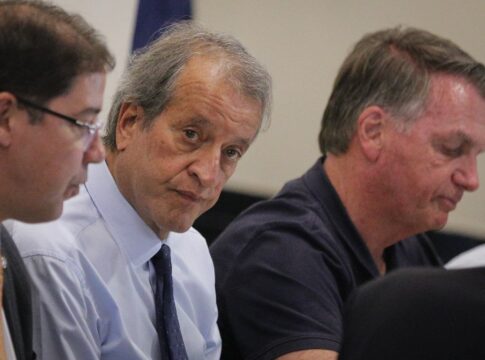 pl-tem-plano-para-pautar-anistia-na-camara-mesmo-sem-decisao-de-motta