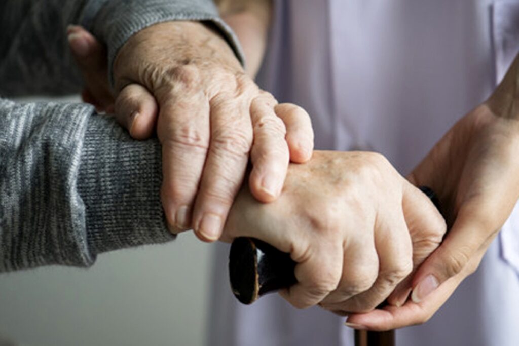 justica-nega-adicional-de-insalubridade-a-cuidador-de-idosos