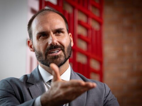 apos-aceno,-eduardo-da-recado-a-tarcisio-e-cita-“tortura-do-pai”