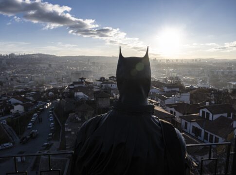 presenca-do-batman-faz-pessoas-serem-mais-bondosas,-sugere-estudo