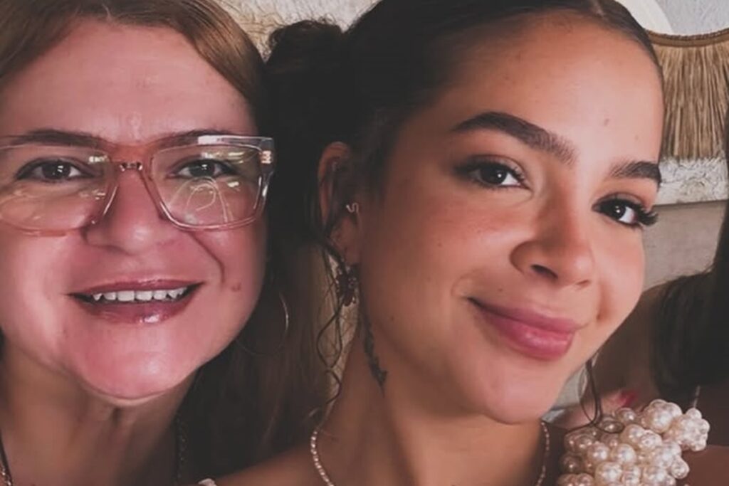 a-importancia-da-mae-de-mel-maia-na-carreira-bem-sucedida-da-atriz