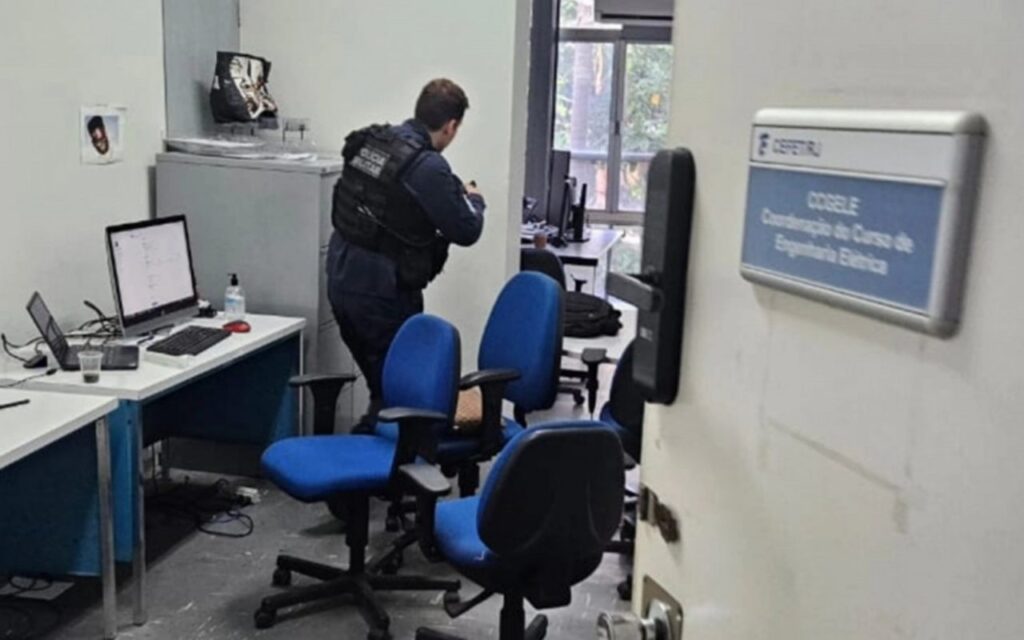 homem-invade-faculdade,-atira-em-duas-mulheres-e-e-encontrado-morto