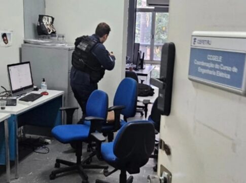 homem-invade-faculdade,-atira-em-duas-mulheres-e-e-encontrado-morto