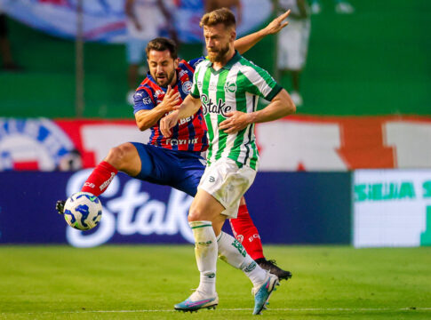 brasileirao:-em-jogo-movimentado,-juventude-e-bahia-empatam-no-jaconi