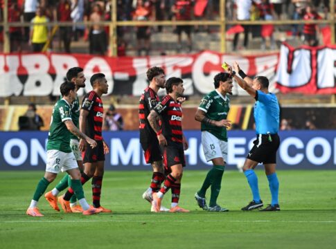 palmeiras-pede-expulsao-de-pulgar-em-lance-com-bruno-fuchs;-assista