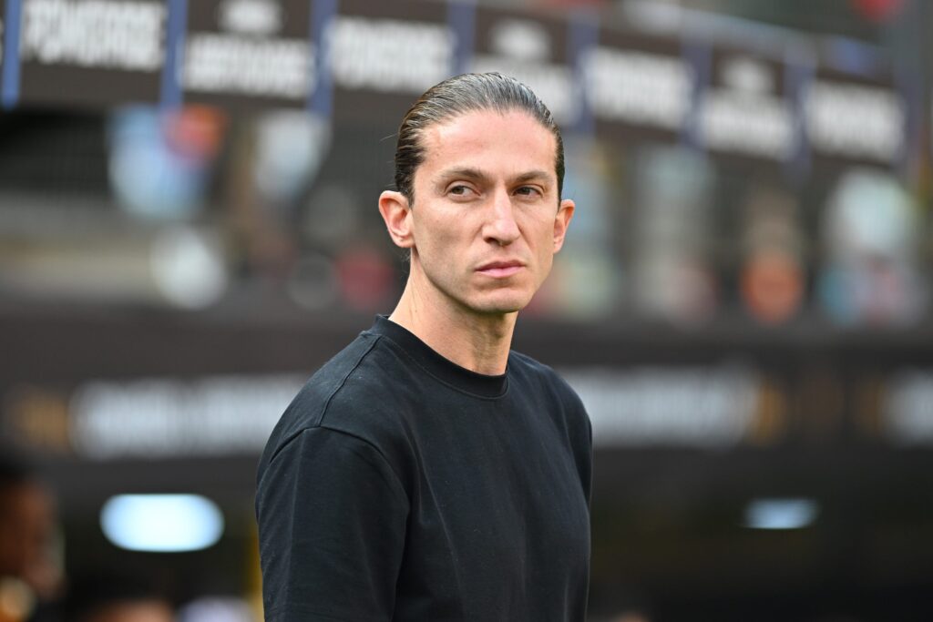 com-titulo,-filipe-luis-iguala-feito-de-renato-gaucho-na-libertadores