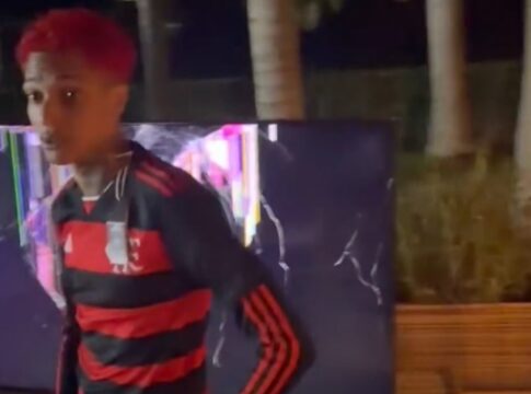 amigo-de-oruam-destroi-tv-com-soco-e-deixa-rapper-em-choque.-veja-video