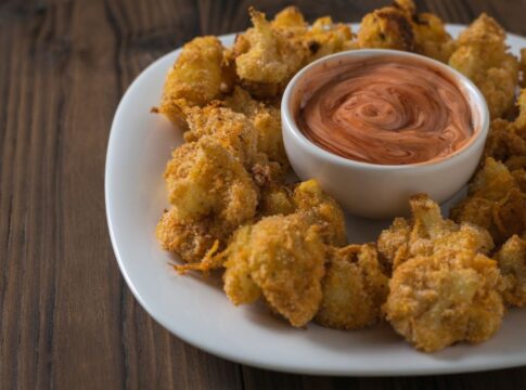 veja-como-preparar-uma-couve-flor-crocante-na-air-fryer