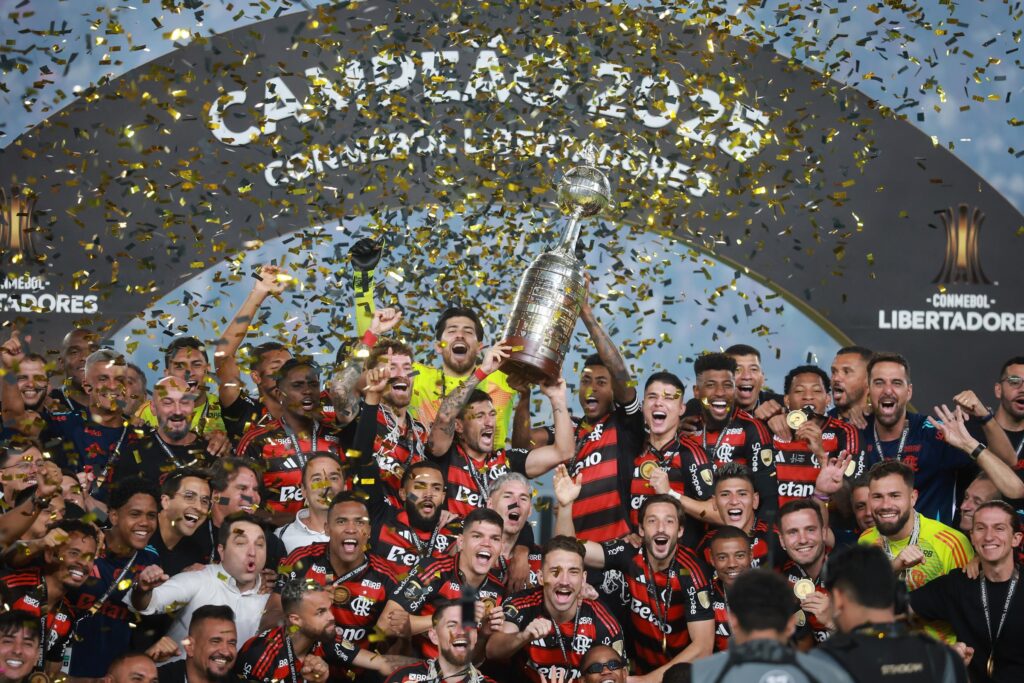 “em-dezembro-de-81”:-a-historia-do-hit-de-rock-que-virou-“hino”-do-flamengo
