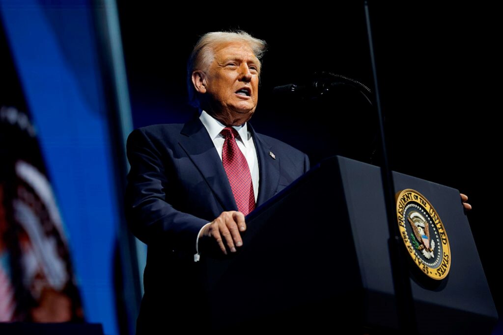 trump-confirma-conversa-com-maduro-em-meio-a-escalada-militar