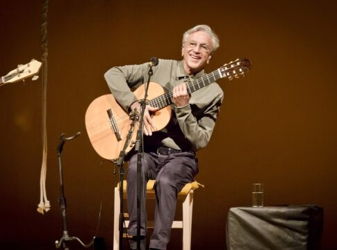 caetano-veloso:-“transa”-ainda-e-visto-como-um-ponto-de-virada