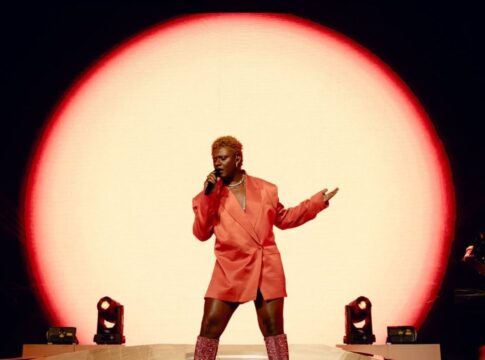 conheca-as-metaforas-poeticas-nas-musicas-de-liniker