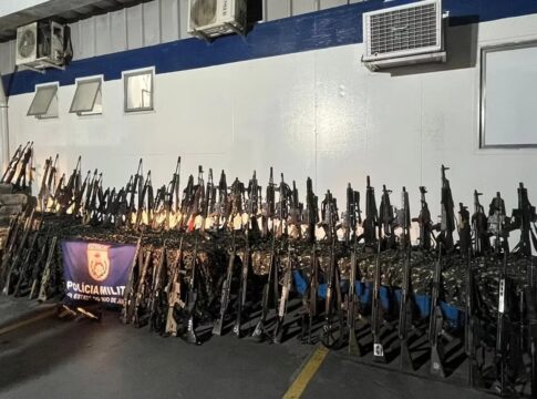 megaoperacao:-fuzil-do-cv-foi-usado-em-morte-encomendada-por-bicheiros