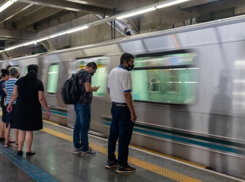 pagamento-por-aproximacao-passa-a-ser-usado-no-metro-de-sao-paulo