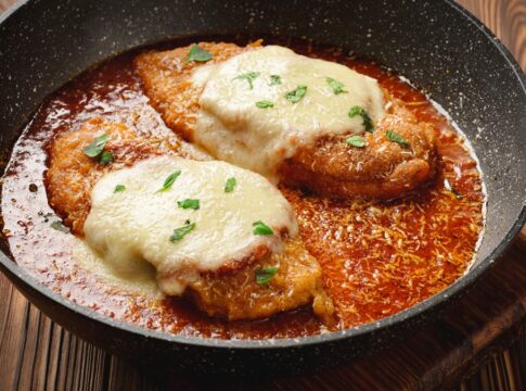 veja-como-fazer-uma-parmegiana-de-frango-crocante-e-deliciosa