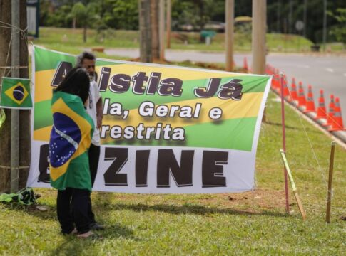 segunda-semana-de-prisao-de-bolsonaro-comeca-com-poucos-apoiadores