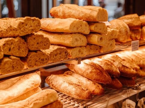 para-comer-com-o-cafe:-pao-de-liquidificador-macio-e-pratico