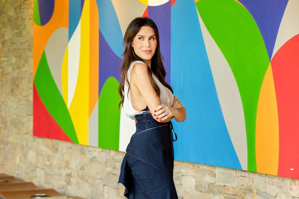 karinne-pantazis-celebra-nova-colecao-da-avra-em-coquetel-luxuoso